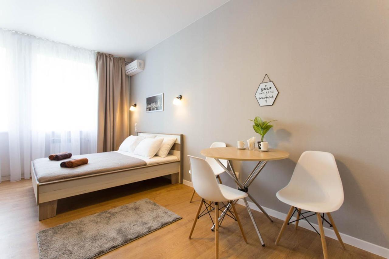 Modern Studio, Metro Yaroslava Mudroho And Universytet - Chernyshevska Str 95-2 카리프 외부 사진