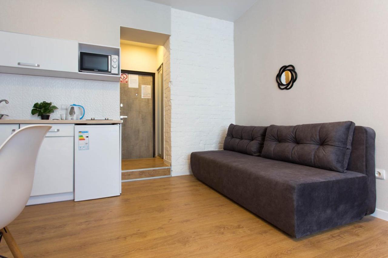 Modern Studio, Metro Yaroslava Mudroho And Universytet - Chernyshevska Str 95-2 카리프 외부 사진