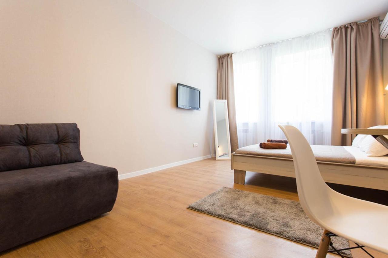 Modern Studio, Metro Yaroslava Mudroho And Universytet - Chernyshevska Str 95-2 카리프 외부 사진