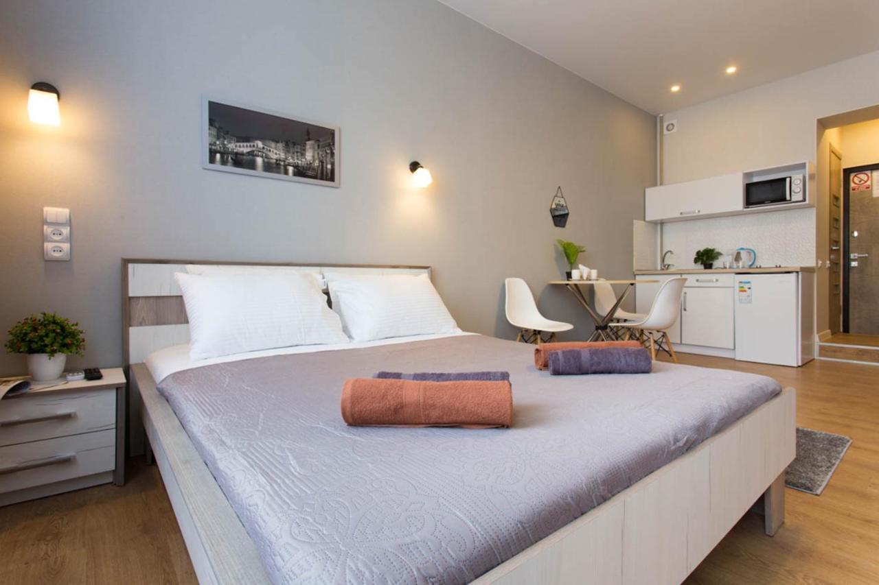 Modern Studio, Metro Yaroslava Mudroho And Universytet - Chernyshevska Str 95-2 카리프 외부 사진