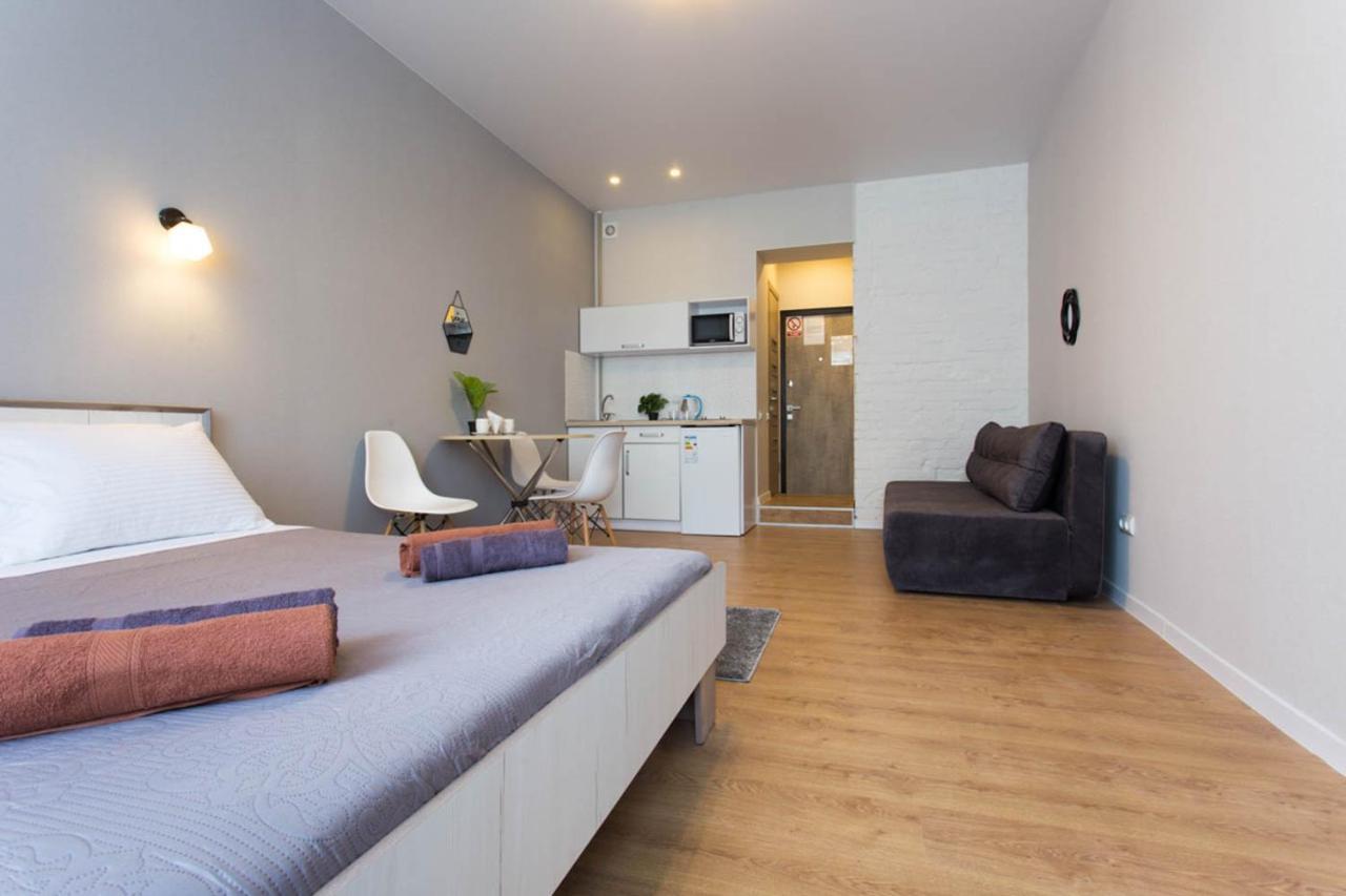 Modern Studio, Metro Yaroslava Mudroho And Universytet - Chernyshevska Str 95-2 카리프 외부 사진